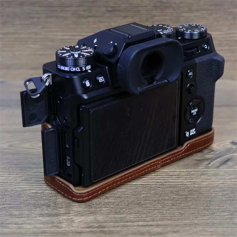 For Fujifilm X-T5 Anti-scratch Genuine Leather Camera Case Battery Opening Design Protective Cover For Fujifilm X-T5 Anti-scratch Genuine Leather Camera Case Battery Opening Design Protective Cover